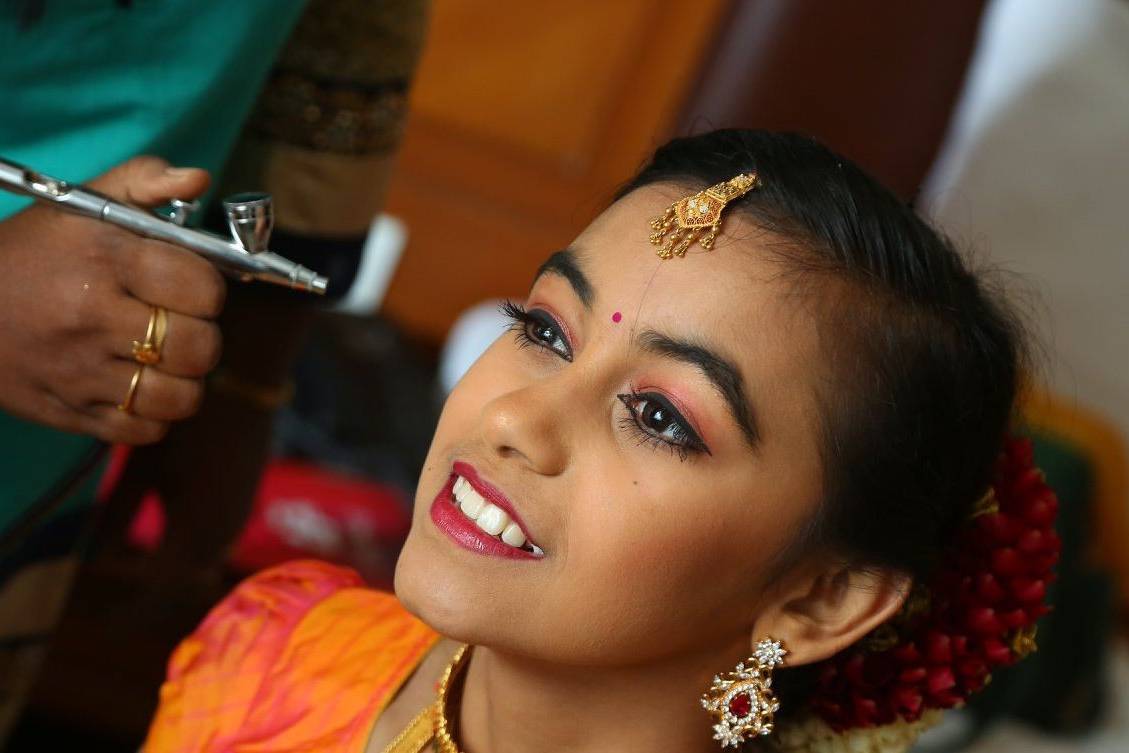 Super Mehndi Art in Anna Nagar,Chennai - Best Bridal Mehendi Artists in  Chennai - Justdial