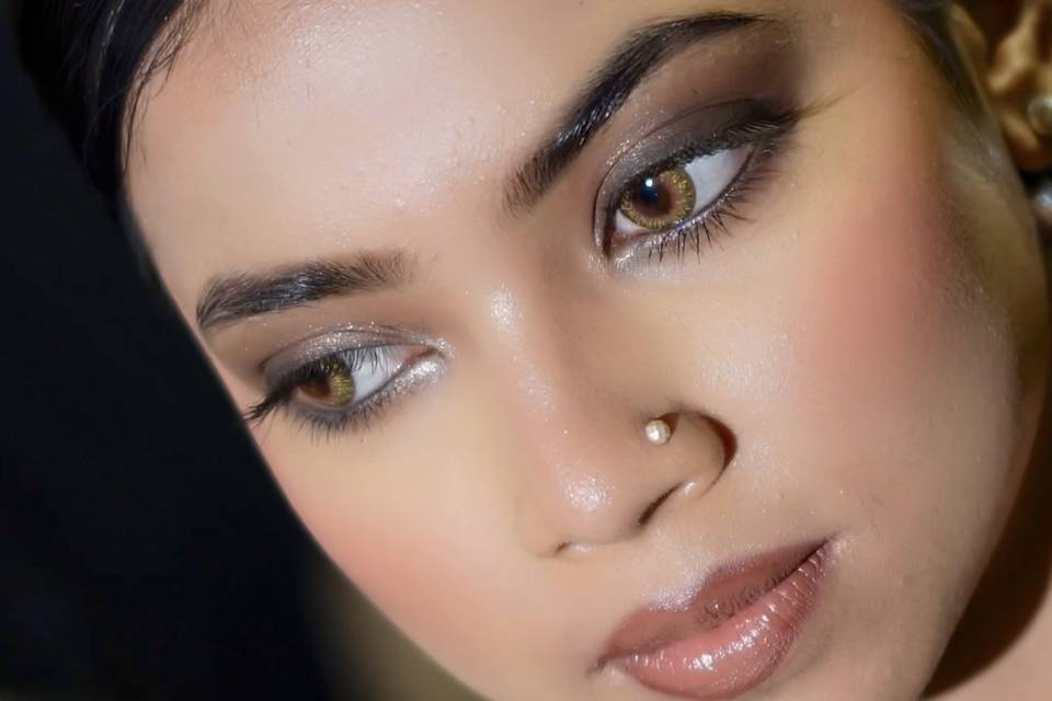 Party makeup