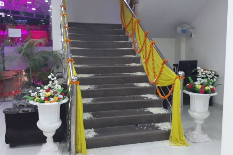 Entrance decor