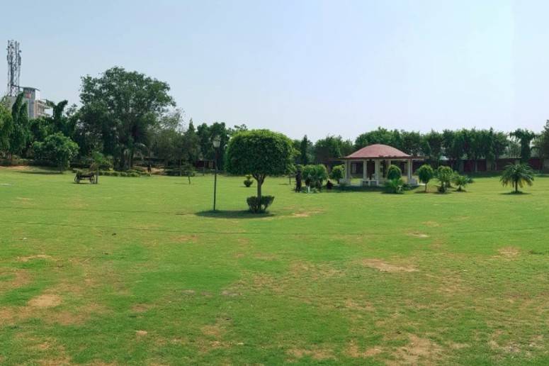 Grand Heritage Resort, Sector 20, Noida
