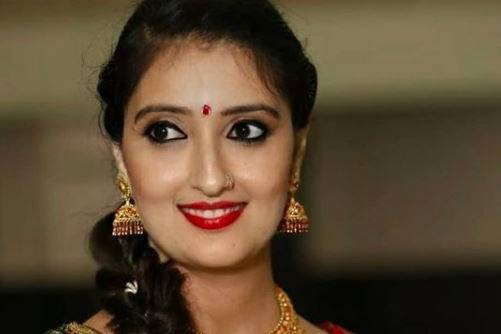 Makeovers By Riya Krishna