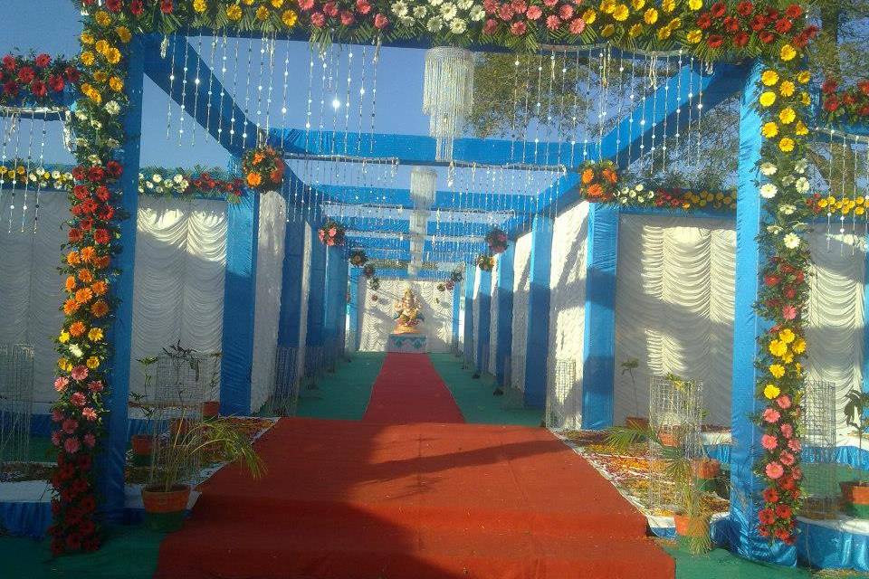 Entrance decor