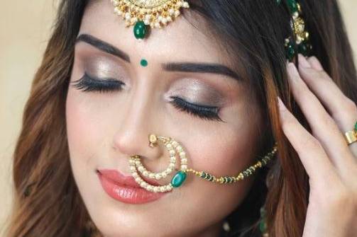 Bridal makeup