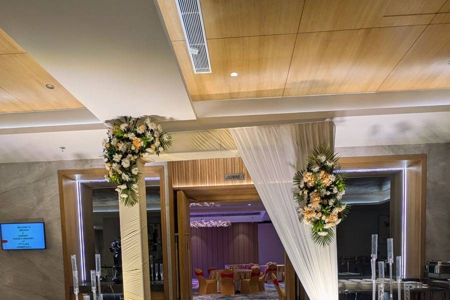Engagement Decor
