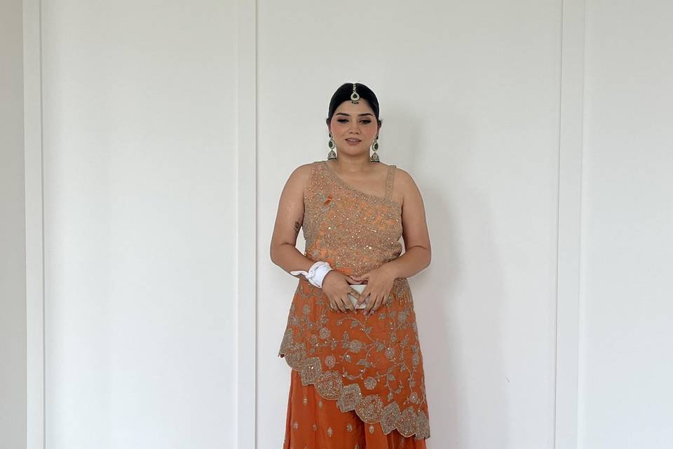 Mehndi bride