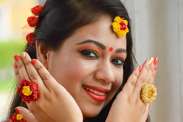 Haldi makeup