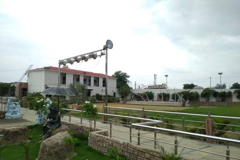 Bhatia Farms