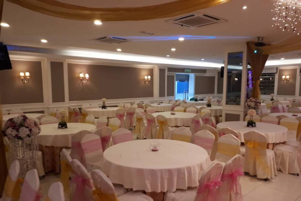 Banquet hall