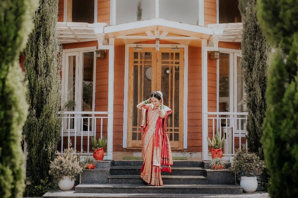 Pose in saari
