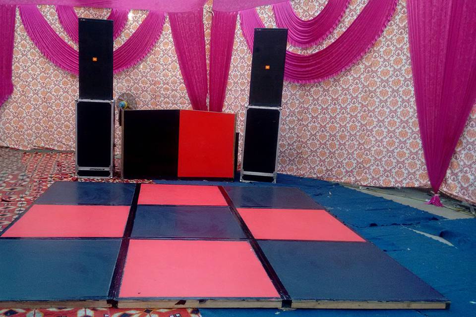DJ Floor by Akash Doria, Raghubir Nagar