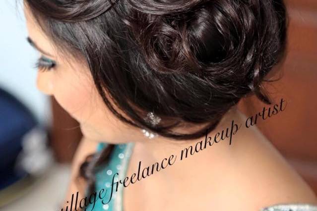 Maquillage Freelance Makeup Artist by Hanisha