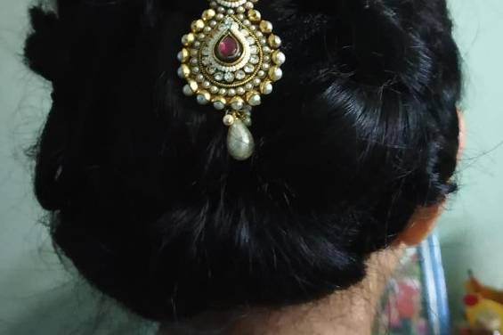 Parveen Professional Beautician