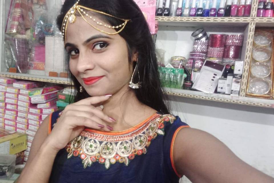 Kajal Beauty Parlor