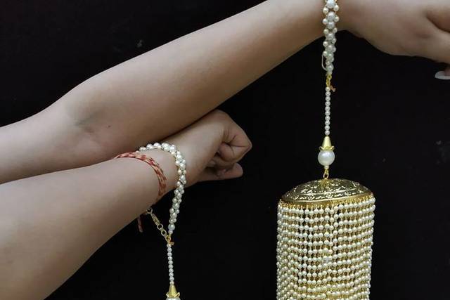 Bridal jewellery