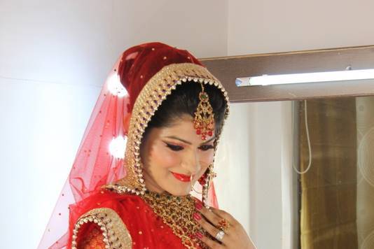 Bridal makeup