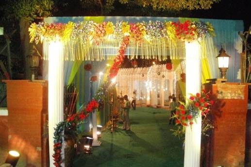 Entrance Decor