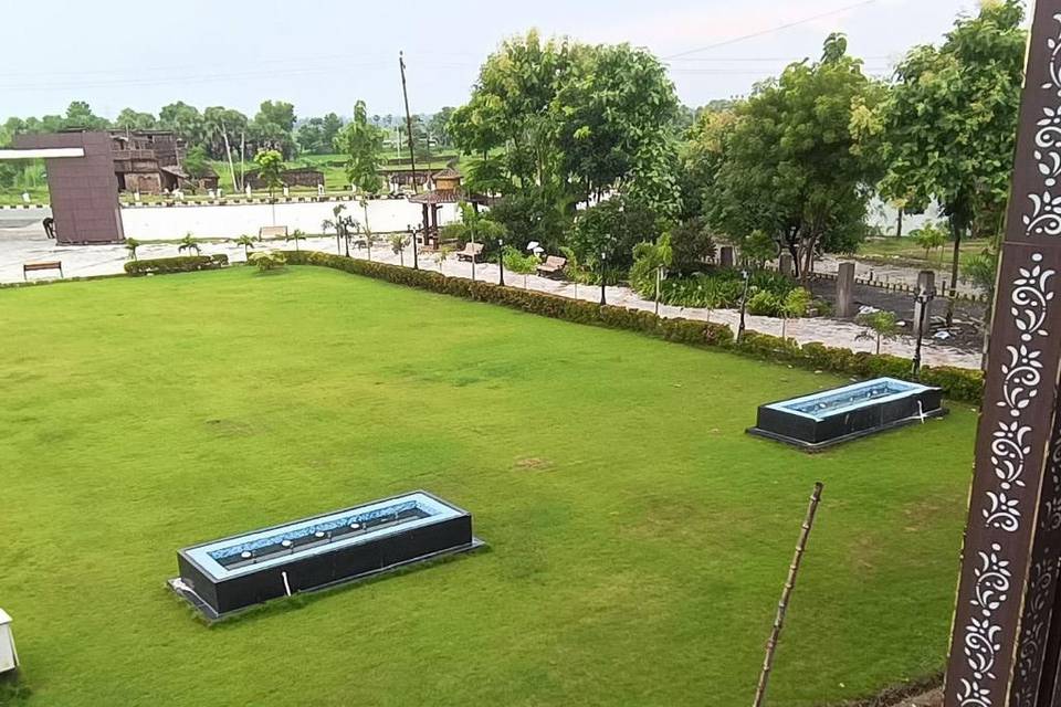 Lawn area