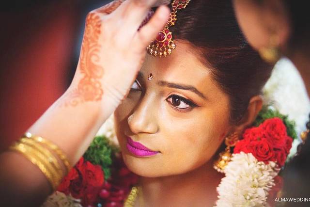 Tanvi Kochar Makeup & Hair, Kailash Colony