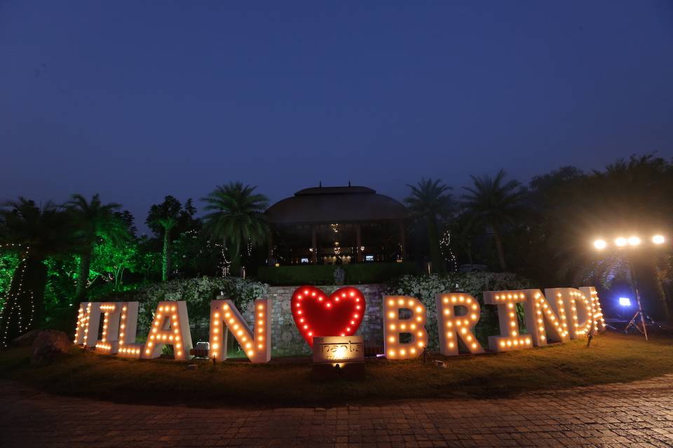 Couple's Name Decor