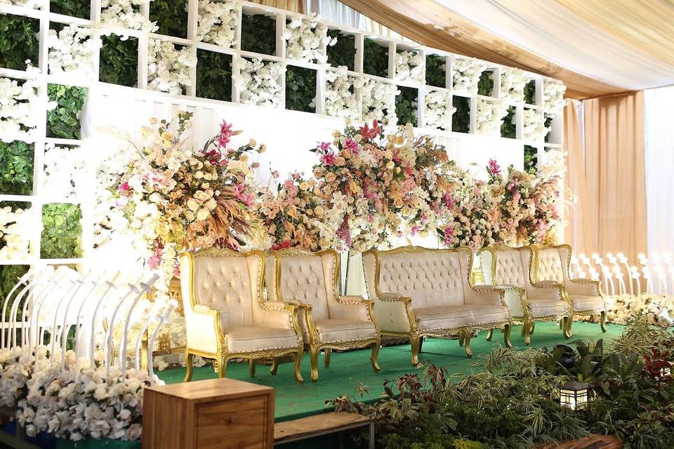 White Elegant theme