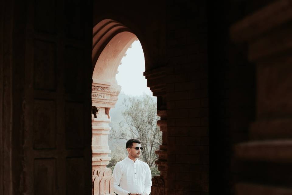 Groom