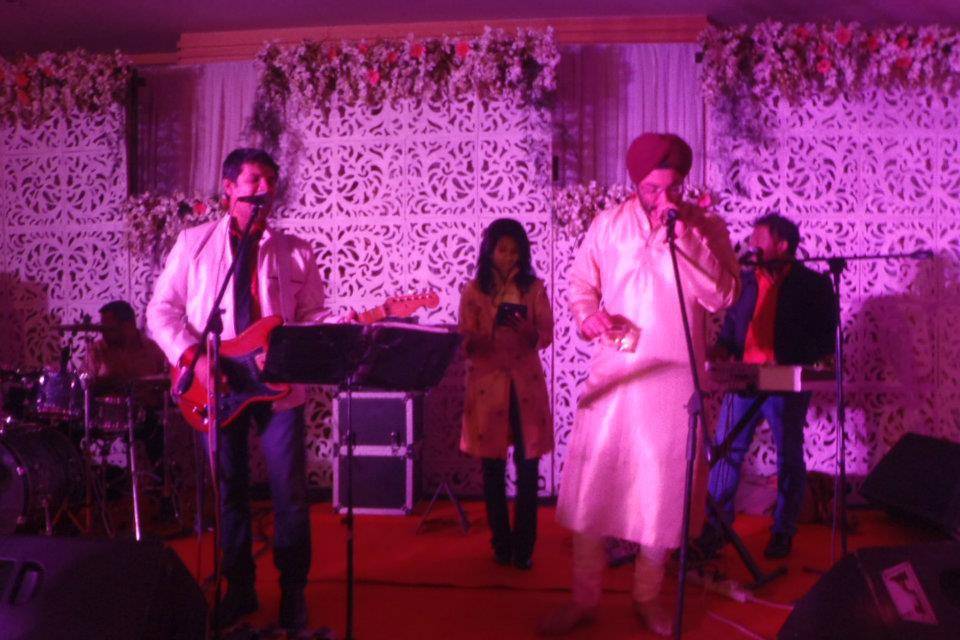 Live band