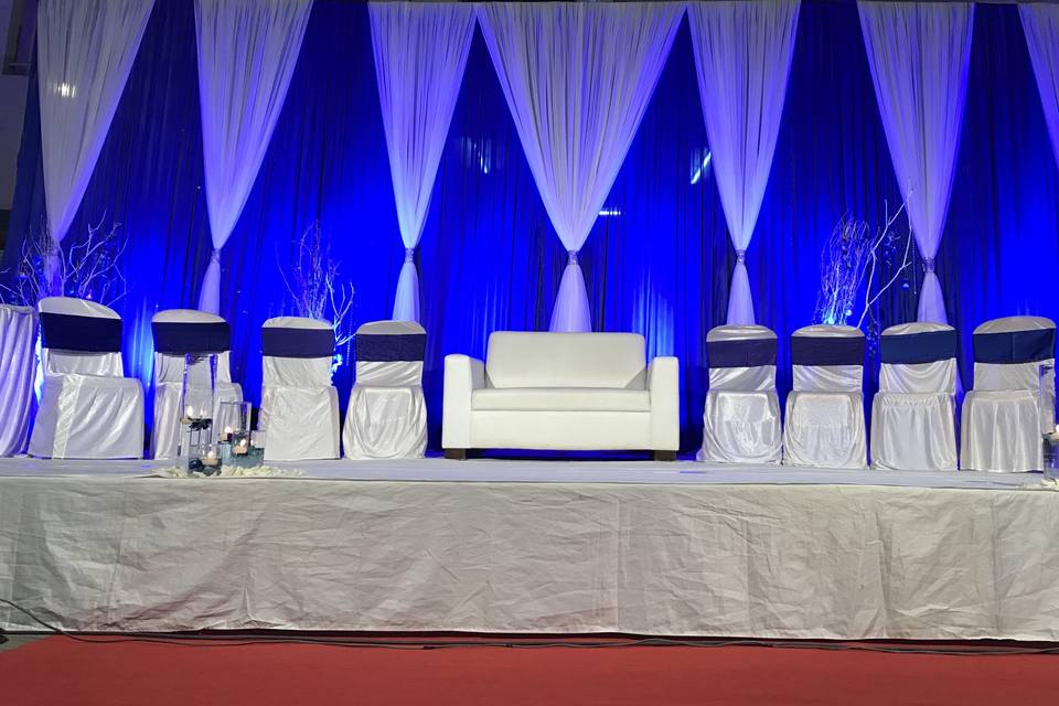 Elegant reception decoration