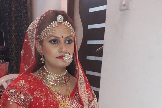 Bridal makeup