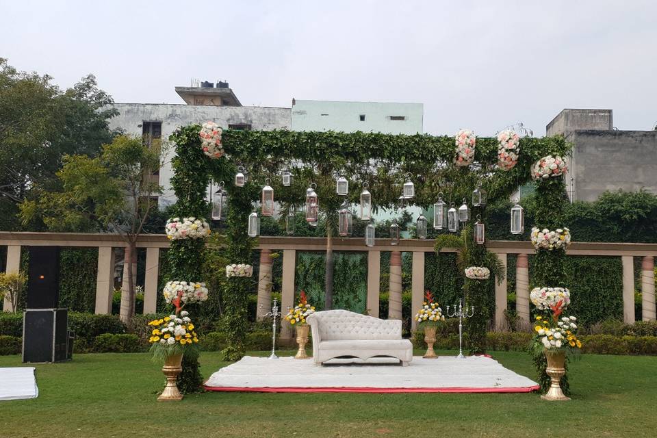 Lutyens Resort, MG Road