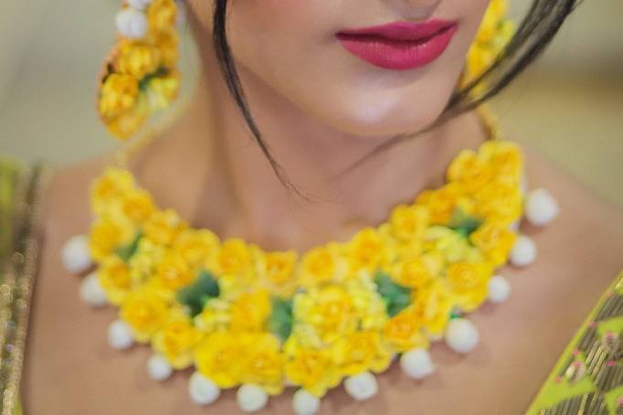 Haldi makeup