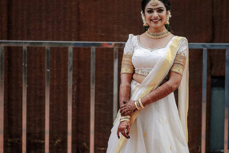 Bridal Kasavu Dhavani