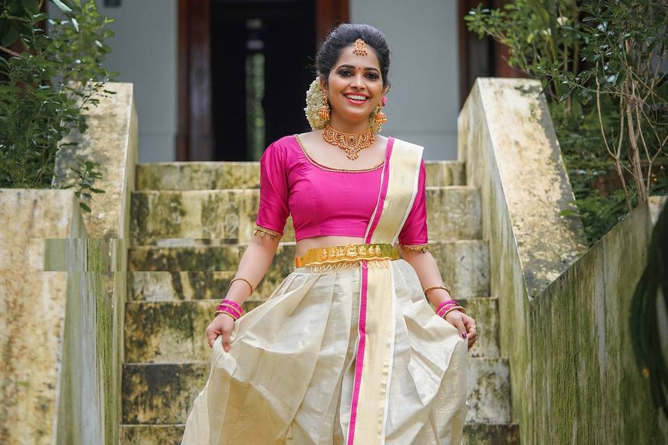 Bridal Kasavu Dhavani Dress