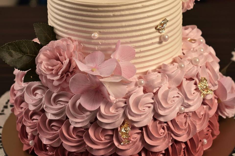 Engagement cake