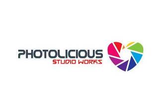 Photolicious studio works logo