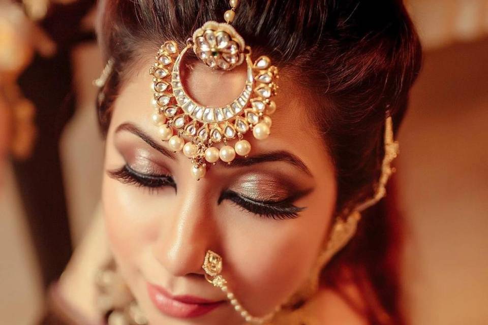 Bridal makeup