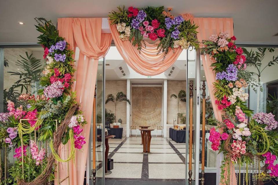 Entrance decor