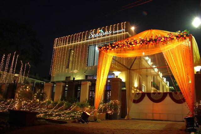 Seasons Hotel