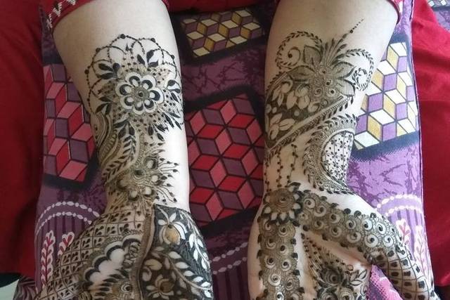 amrin pathan professional henna artist17 15 229577 1562674773