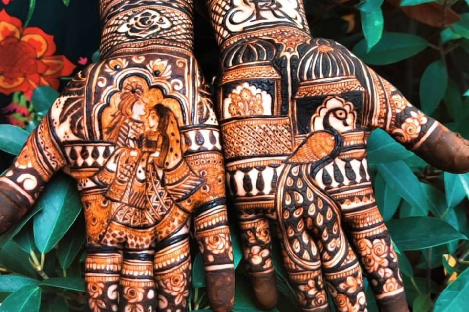 Amrin Pathan Professional Henna Artist