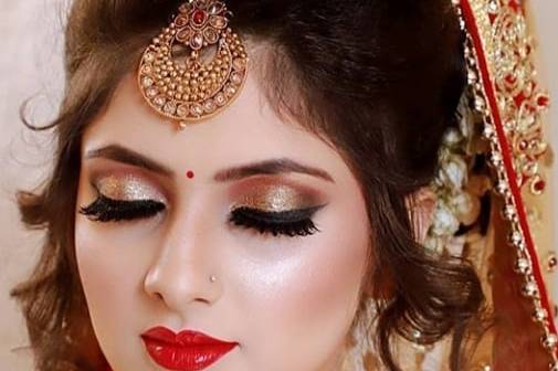 Beauty parlour near sale me for bridal makeup