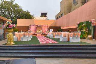 The Acura BMK Hotel Rajiv Chowk, Gurugram