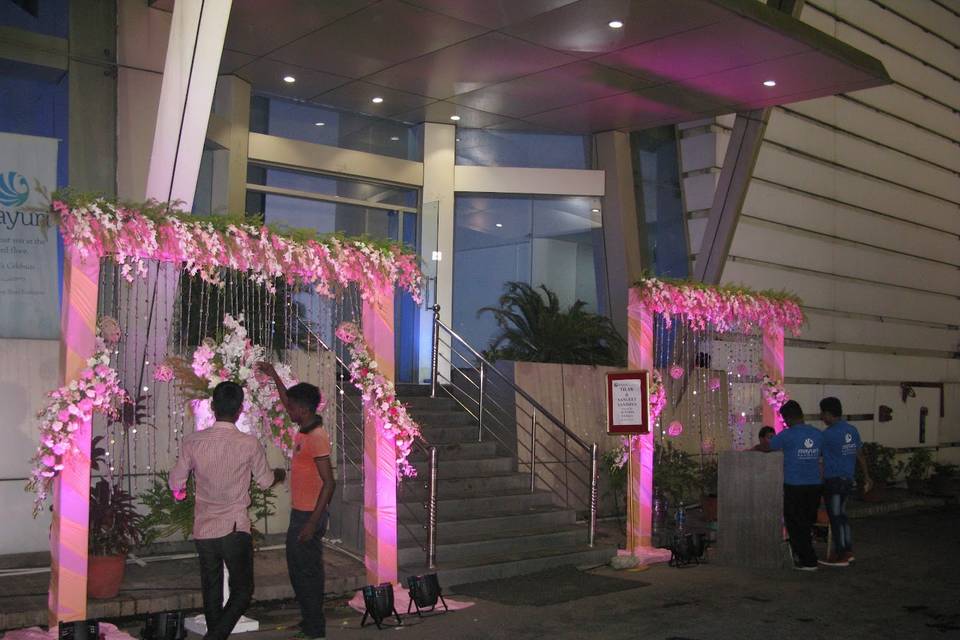 Entrance decor