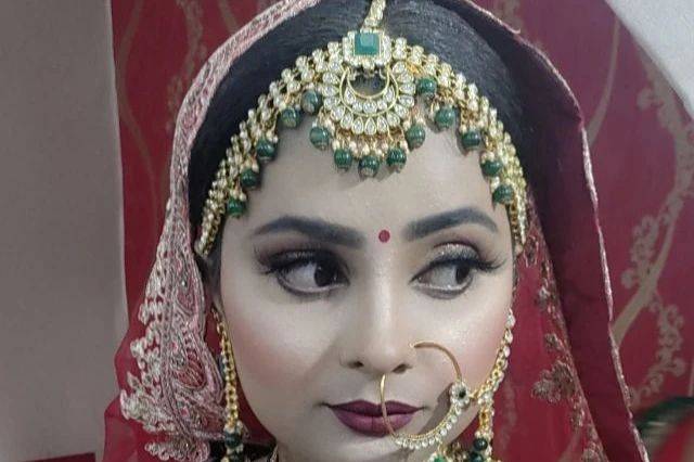 Bridal makeup