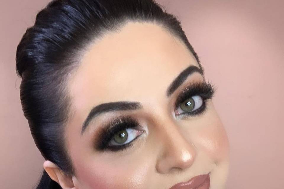 Cocktail makeup