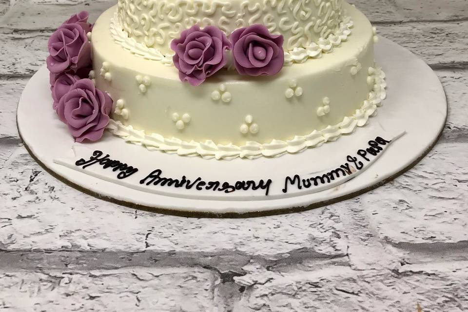 Couple Wedding Cake