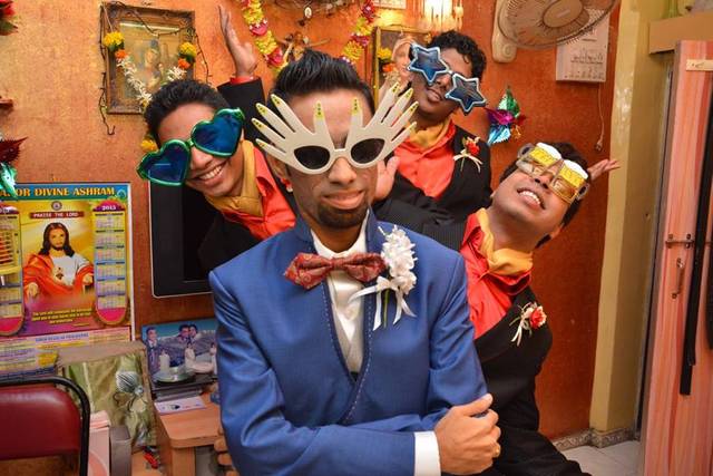 Groomsmen