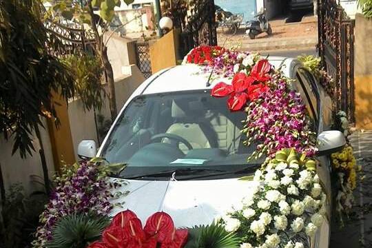 Car floral decor