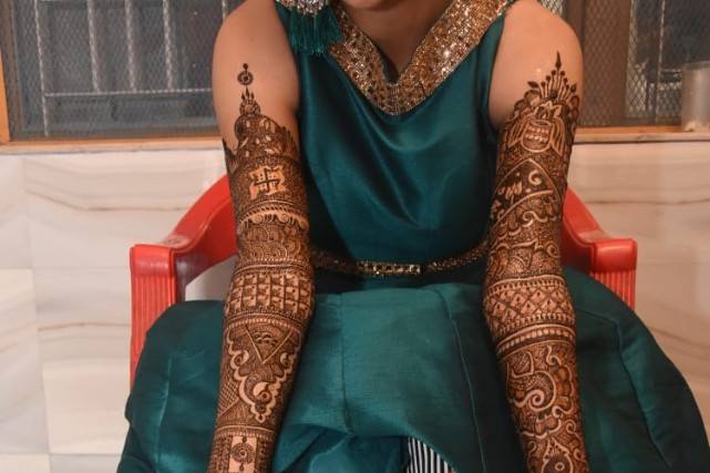 Indra Mehandi Art, Dehradun