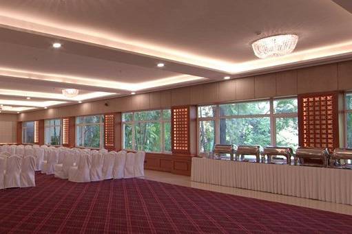 Banquet hall