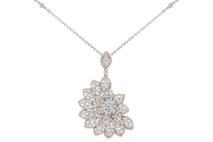 Floral Design Diamond Pendant